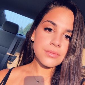 Meet your Posher, Alli